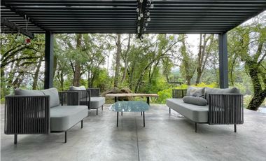 CASA EN VENTA, CON GRAN TERRENO