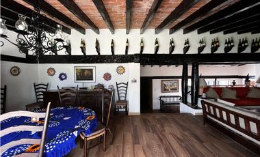 CASA EN VENTA CON GRAN JARDIN