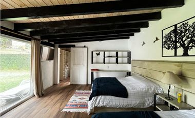 CASA EN VENTA CON GRAN JARDIN