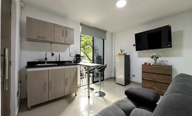 Se Alquila Aparta Estudio En Granada, En Segundo Piso Con Ascensor Para Renta Vacacional O De Larga Estancia