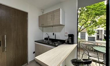 Se Alquila Aparta Estudio En Granada, En Segundo Piso Con Ascensor Para Renta Vacacional O De Larga Estancia