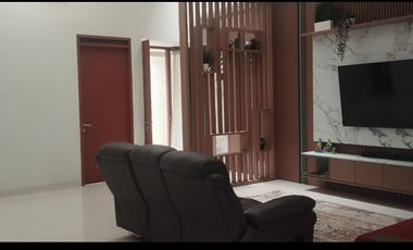 Rumah mewah di pondok hijau setiabudi harga dibawah pasar