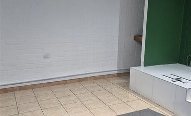 Local Comercial en Arriendo en tres carreras