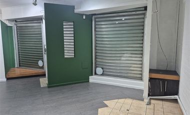Local Comercial en Arriendo en tres carreras