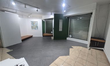 Local Comercial en Arriendo en tres carreras