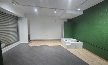 Local Comercial en Arriendo en tres carreras
