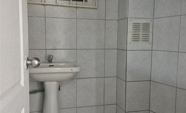 Local Comercial en Arriendo en tres carreras