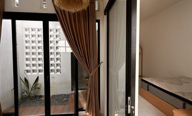 Villa siap huni lokasi strategis