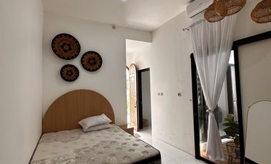 Villa siap huni lokasi strategis