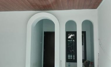 Rumah Baru selangkah dari Raya A. Yani Surabaya Kertomenanggal Gayungan