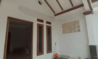 Disewakan rumah siap huni di taman harapan baru bekas