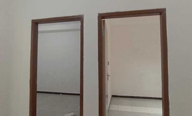 Disewakan rumah siap huni di taman harapan baru bekas