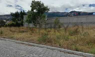 Terreno de Venta en Ascázubi – Urbanización privada