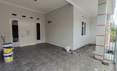 Disewakan rumah cantik di harapan indah Bekasi
