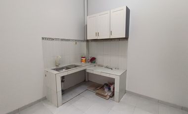 Disewakan rumah cantik di harapan indah Bekasi