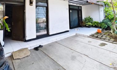 Rumah siap huni dalam komplek sukaluyu bandung. jarang ada