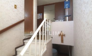 Infonavit La Margarita: Agradable Casa Duplex, amplia y en buenas condiciones.