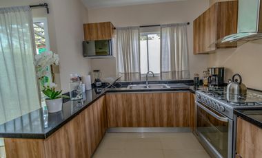CASA DE 3 RECÁMARAS EN VENTA.PLAYA DEL CARMEN. ENTREGA INMEDIATA