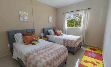 CASA DE 3 RECÁMARAS EN VENTA.PLAYA DEL CARMEN. ENTREGA INMEDIATA