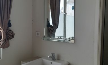 Disewakan murah rumah North West Park Citraland semi furnished