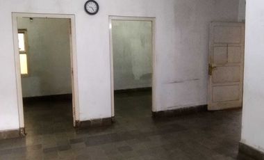 Disewakan dikontrakkan cocok untuk usaha klinik kuliner bengkel gudang