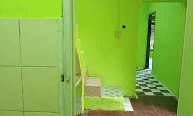 Sewa Rumah Bulanan 2 kamar, 1 Ruang Tamu, 1 Dapur, Parkir Motor Mobil