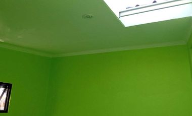 Sewa Rumah Bulanan 2 kamar, 1 Ruang Tamu, 1 Dapur, Parkir Motor Mobil