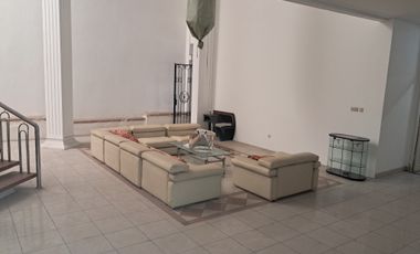 Disewakan Rumah Hook Terenovasi di Pluit Timur Residence Jakarta Utara