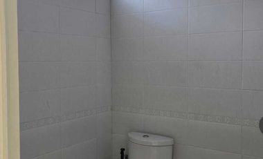 Disewakan Rumah Golf Lake Siap Huni Murah di Cengkareng Jakarta Barat