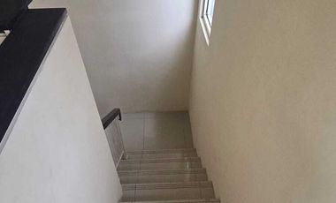 Disewakan Rumah Golf Lake Siap Huni Murah di Cengkareng Jakarta Barat