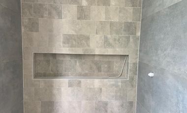 CASA DE LUJO CON PISCINA, CHALLUABAMBA