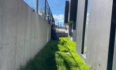 CASA DE LUJO CON PISCINA, CHALLUABAMBA