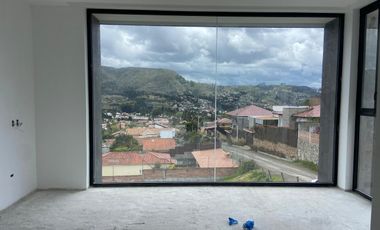 CASA DE LUJO CON PISCINA, CHALLUABAMBA