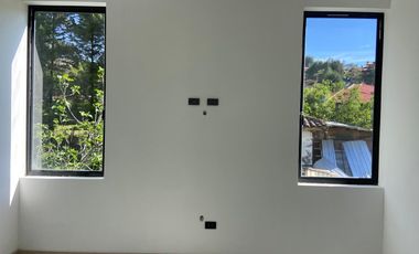 CASA DE LUJO CON PISCINA, CHALLUABAMBA