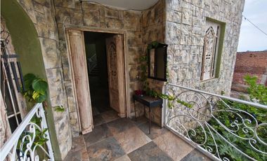 CASA 20 DE NOVIEMBRE, CENTRO PAJUACARAN MICHOACAN