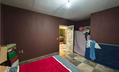 CASA 20 DE NOVIEMBRE, CENTRO PAJUACARAN MICHOACAN