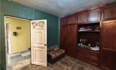 CASA 20 DE NOVIEMBRE, CENTRO PAJUACARAN MICHOACAN