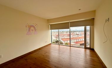 RENTA PENTHOUSE  SEMI AMUEBLADO EN BELLEZIAN GRAND LIVING