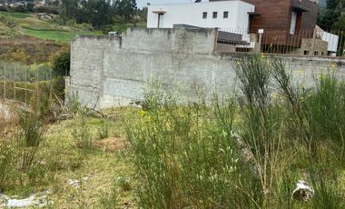 Terreno en challuabamba, con iprus actualizado