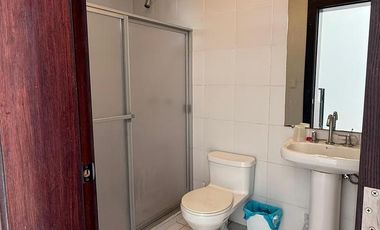 VENTA Casa de 4 habitaciones en Urb. Privada. Arrayanes, Puembo