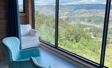 Casa en renta con vista espectacular a Challuabamba, Cuenca, y Azogues