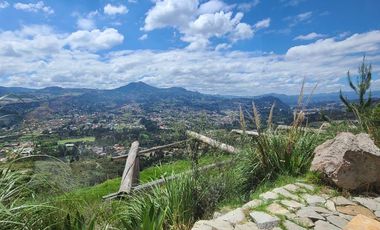 Casa en renta con vista espectacular a Challuabamba, Cuenca, y Azogues