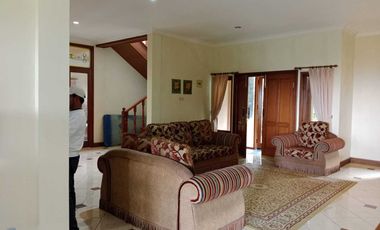 DIJUAL VILLA BAGUS STRATEGIS DI CILOTO PUNCAK