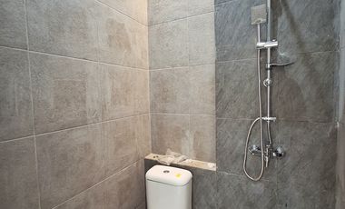 DIJUAL RUMAH MEWAH MAHKOTA TOWNHOUSE TANJUNG SENENG