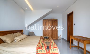 Villa Dua Kamar Tidur di Renon