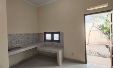 Rumah Bagus Luas Siap Huni di Karangasem Solo dekat ATMI dan UMS