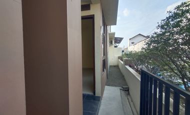 Rumah Bagus Luas Siap Huni di Karangasem Solo dekat ATMI dan UMS