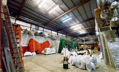 ALQUILER GALERA 1600M2 CON OFICINAS EN LOS NGELES BETANIA