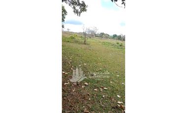 SE VENDE LOTE 1200m2