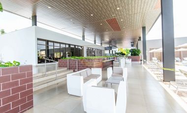 Casa en AMPLIA en Brisas del Golf, PH Victoria Paseo del Norte 5 HAB.